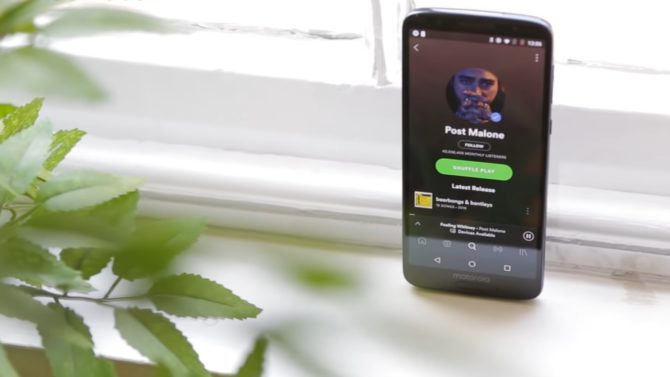 7 Reasons To Choose An Android Phone Instead Of Apple 3 The Moto G6 Android Phone
