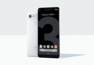 A photo of Google Pixel 3 and Pixel 3 XL