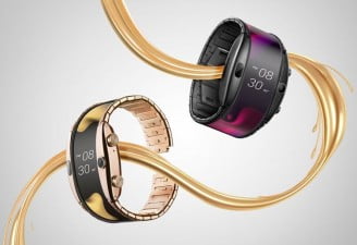 Nubia Alpha foldable smartwatch