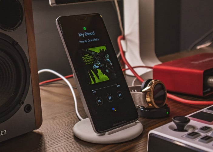 5 Uses For Old Android And Ios Devices 2 A Photo Of Google Pixel 3 Xl Showing Spotify Running On A Bedside Table