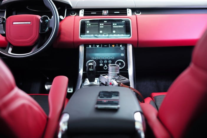 5 Uses For Old Android And Ios Devices 3 A Photo Of Smart Car Dashboard Showing Inside Of A Luxury Car