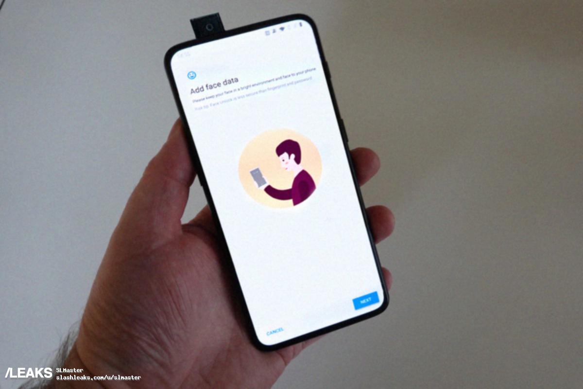 First Alleged Photo Of Oneplus 7 Suggests Pop-Up Selfie Camera 1 First Look At Oneplus 7 Real Life Alleged Photo In The Hands Of A Person
