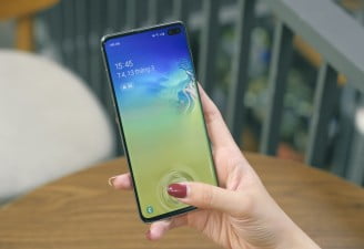Samsung Galaxy S10+ Fingerprint scanner