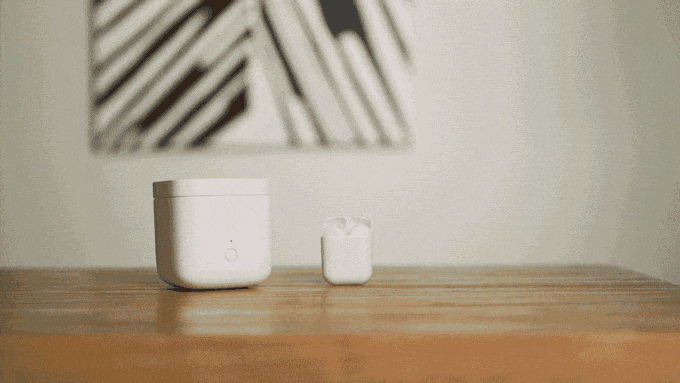 This Tiny Washing Machine Will Let You Clean Your Earbuds In Minutes 1 An Image Of Cardlax Earbuds Washer